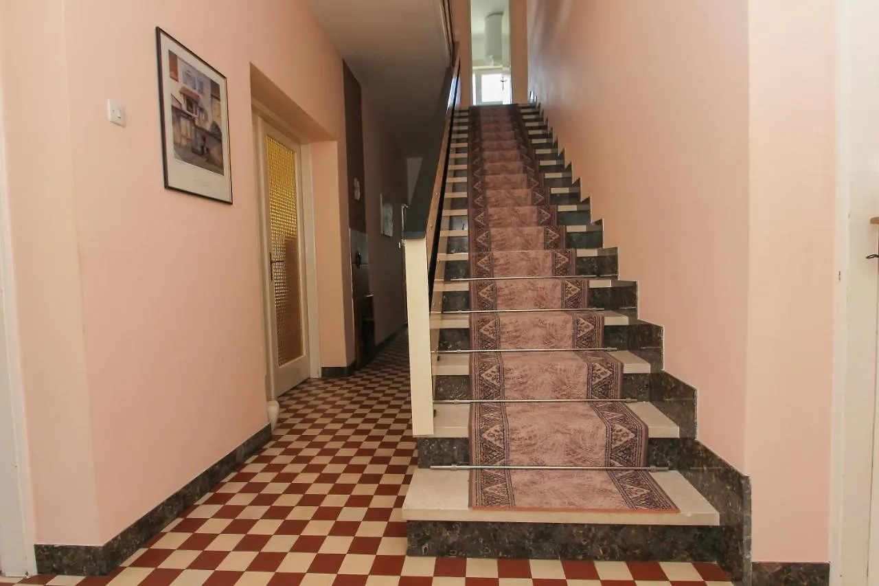 Villa Comfort Kastela Croatia