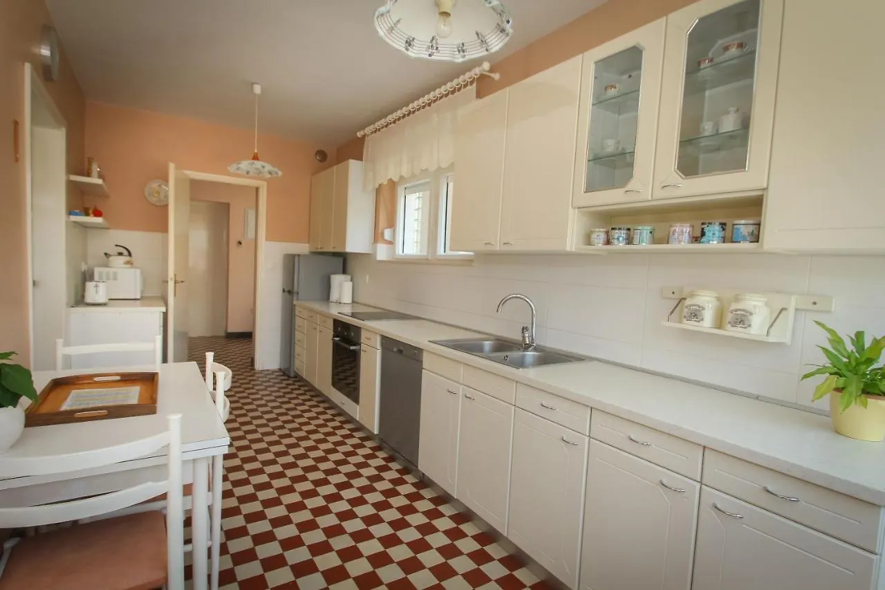 Villa Comfort Kastela Croatia